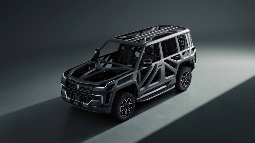 广州104仰望U8硬派越野的科技魅力，国能汽车对传统燃油车市场的冲击